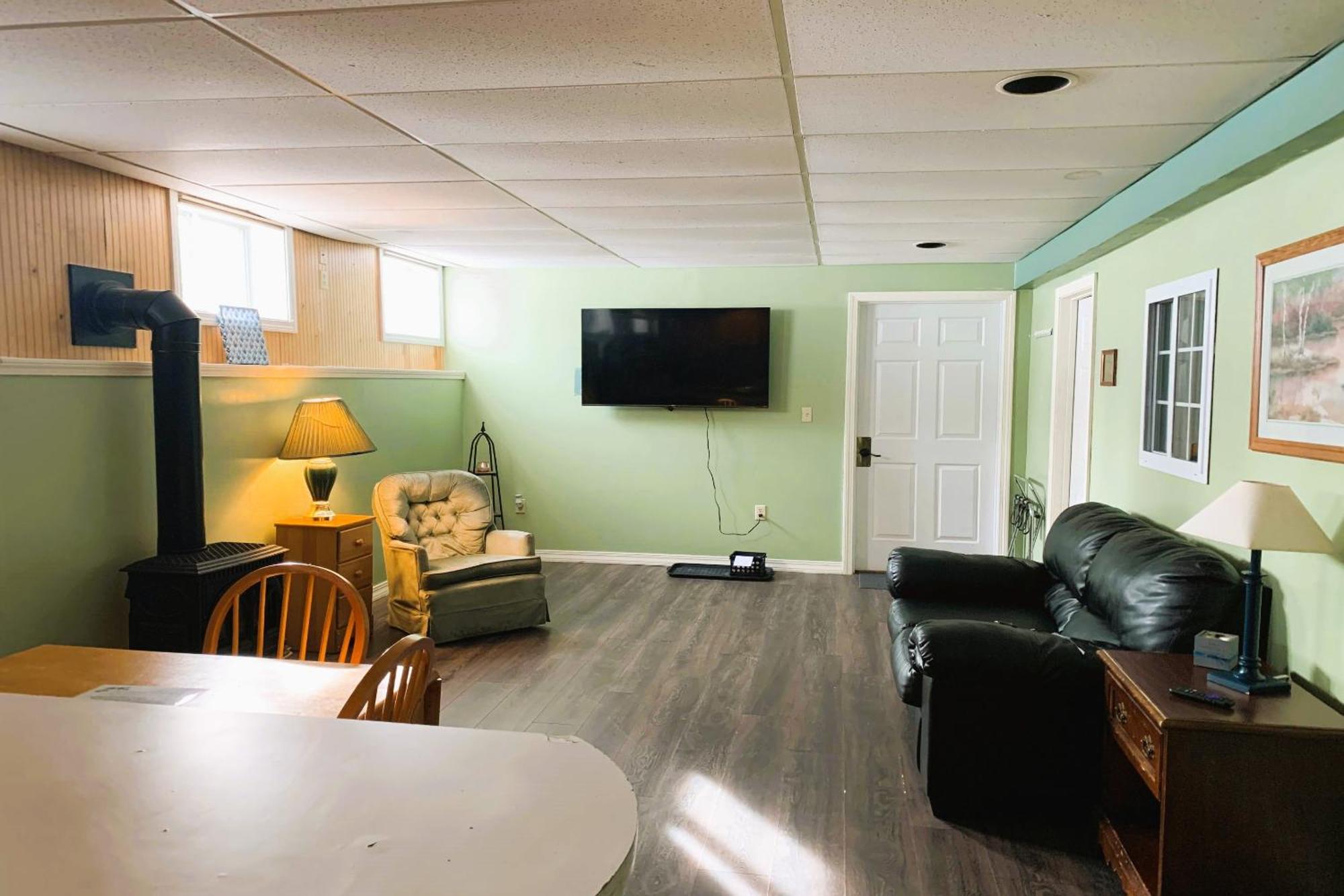 Love Hotels St John River By Oyo At Fort Kent Me Saint John Plantation Exteriör bild