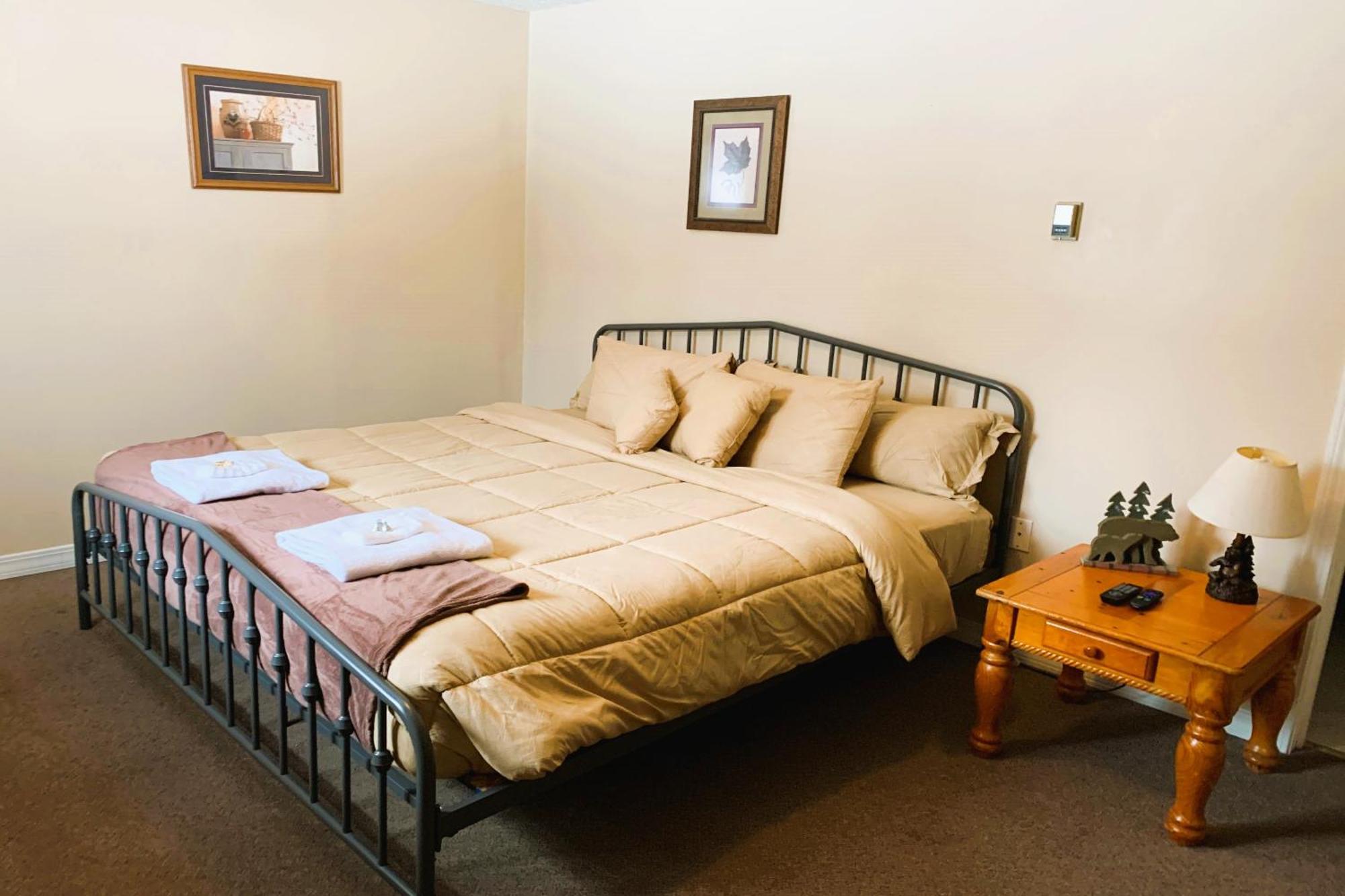 Love Hotels St John River By Oyo At Fort Kent Me Saint John Plantation Exteriör bild