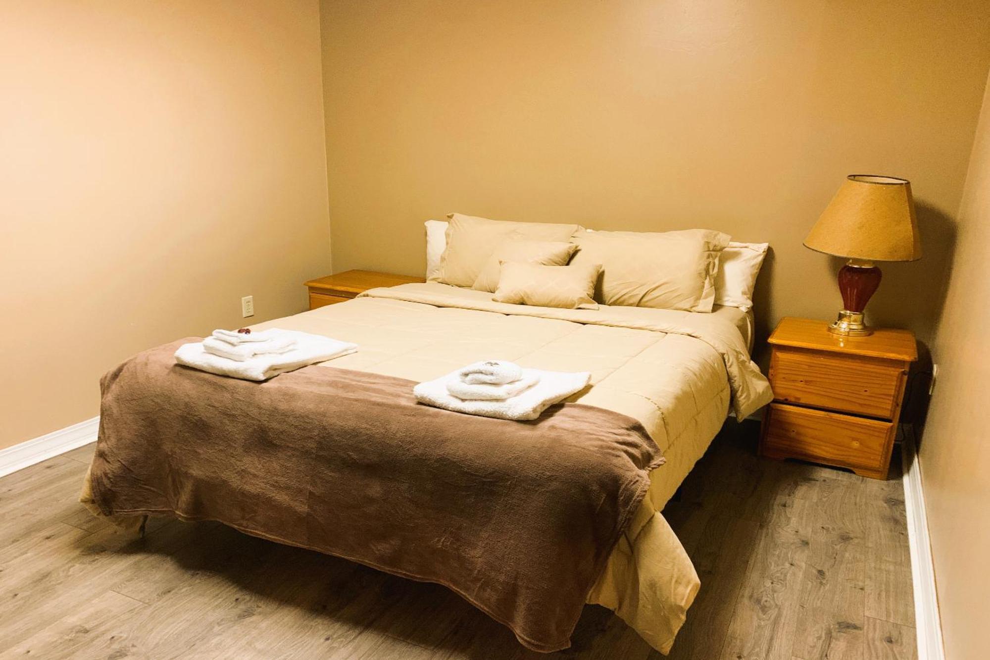 Love Hotels St John River By Oyo At Fort Kent Me Saint John Plantation Exteriör bild