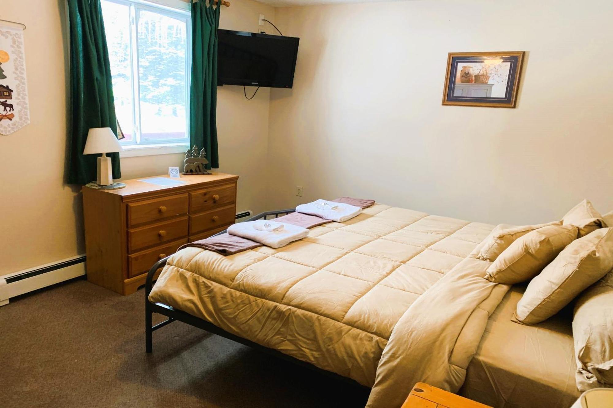 Love Hotels St John River By Oyo At Fort Kent Me Saint John Plantation Exteriör bild