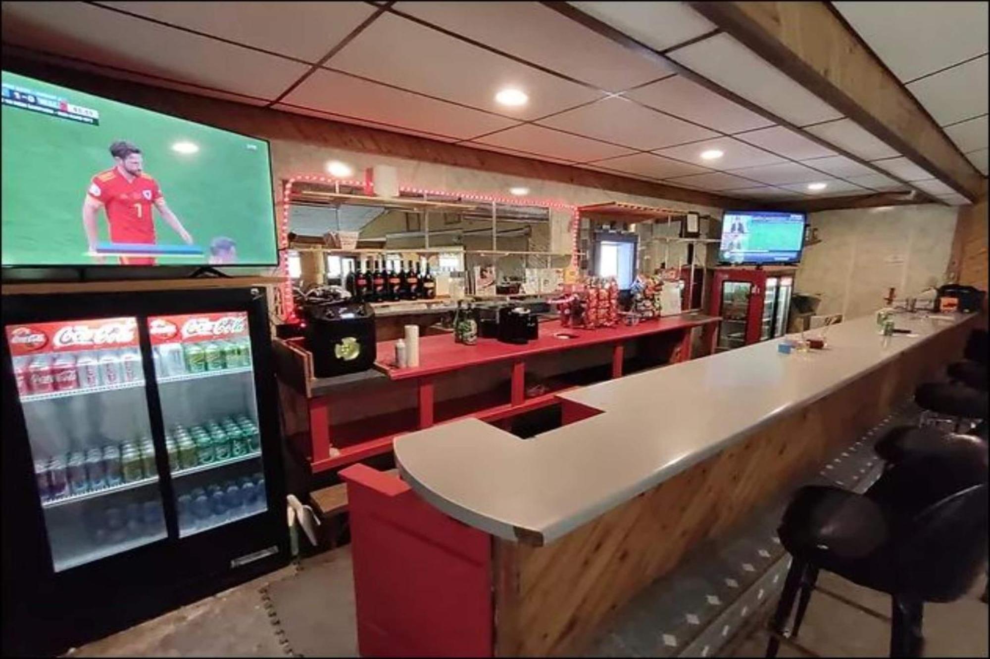 Love Hotels St John River By Oyo At Fort Kent Me Saint John Plantation Exteriör bild